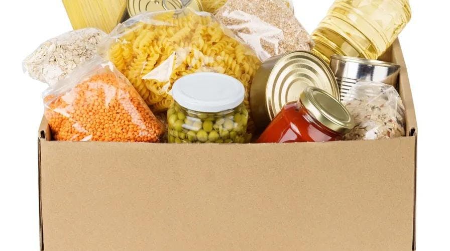 Cover Image for Everything You Need to Know About Shipping Food Overseas