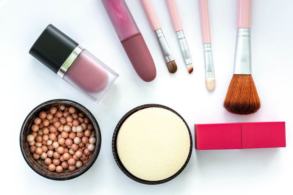 Cover Image for Shipping cosmetics overseas